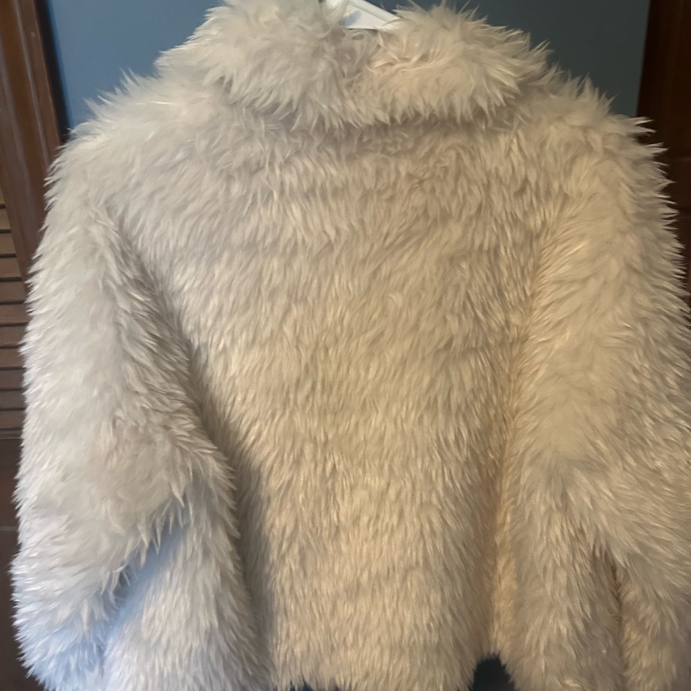 NWOT Anthropologie Toggle Sherpa Jacket Ivory Size Small. Sold out. - Picture 6 of 7